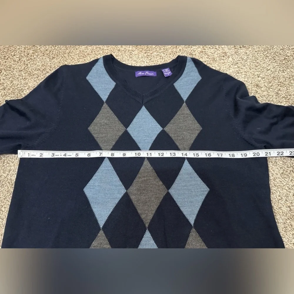 Alan Flusser Sweater Men's Size M Argyle Navy V neck merino wool blend size M